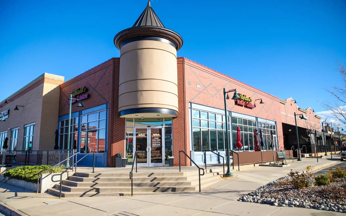 Storefront welcome sign
